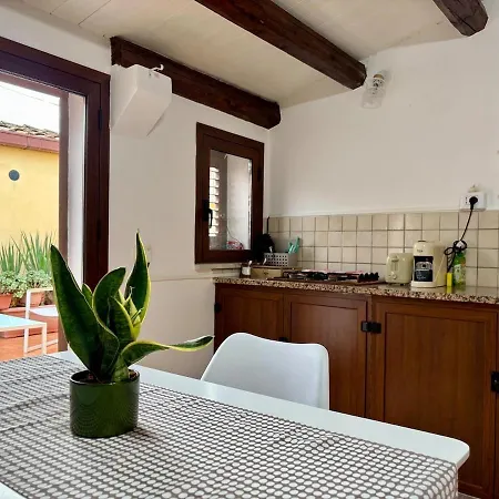 Cubbula Ii - Old Town, Private Terrace 아파트